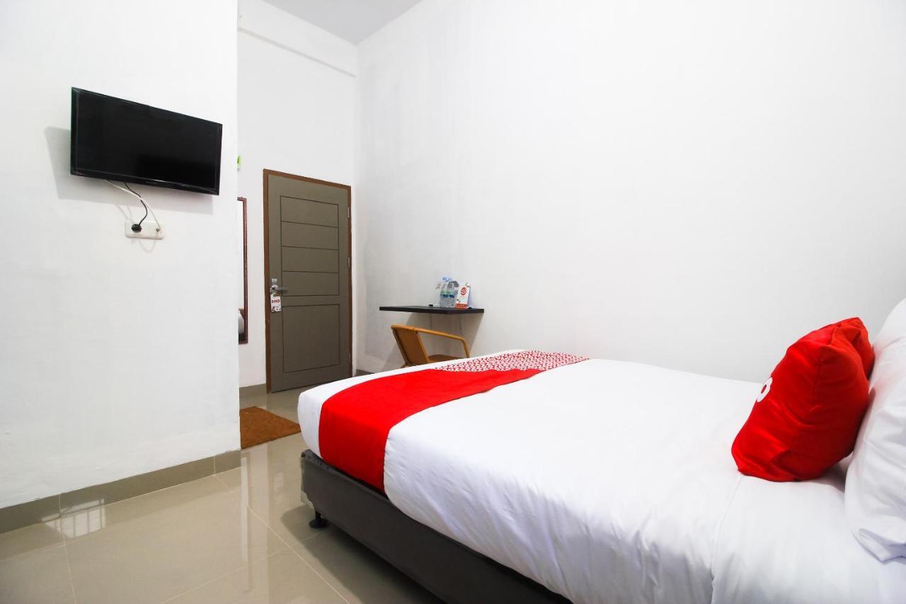 Oyo 1653 Fajar Residence Pekanbaru Dış mekan fotoğraf