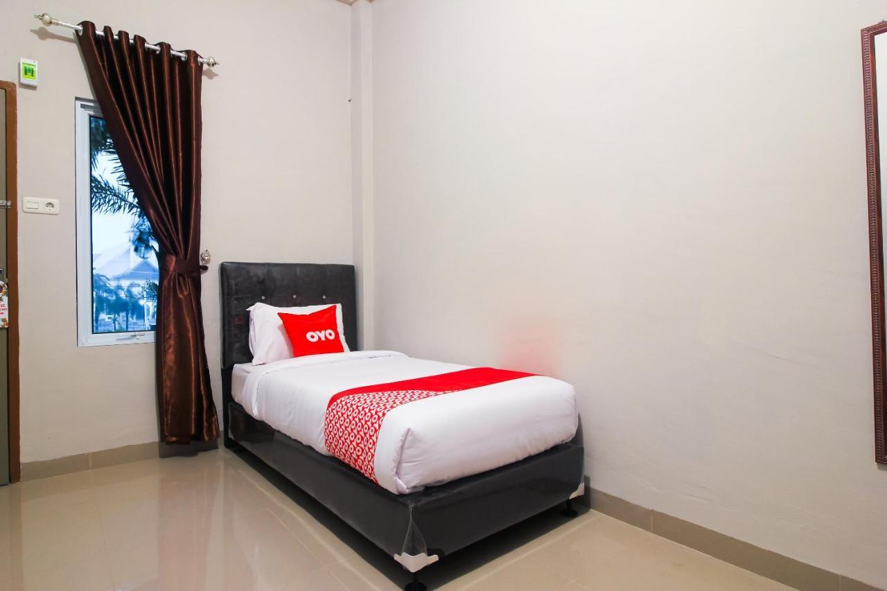 Oyo 1653 Fajar Residence Pekanbaru Dış mekan fotoğraf