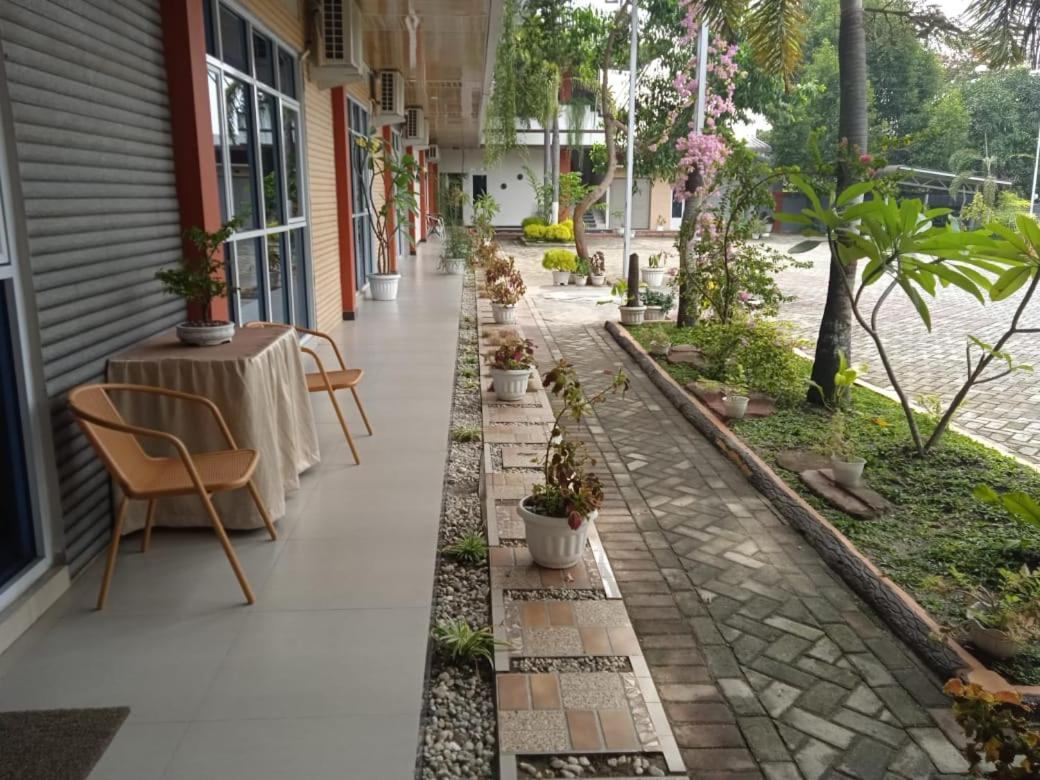 Oyo 1653 Fajar Residence Pekanbaru Dış mekan fotoğraf