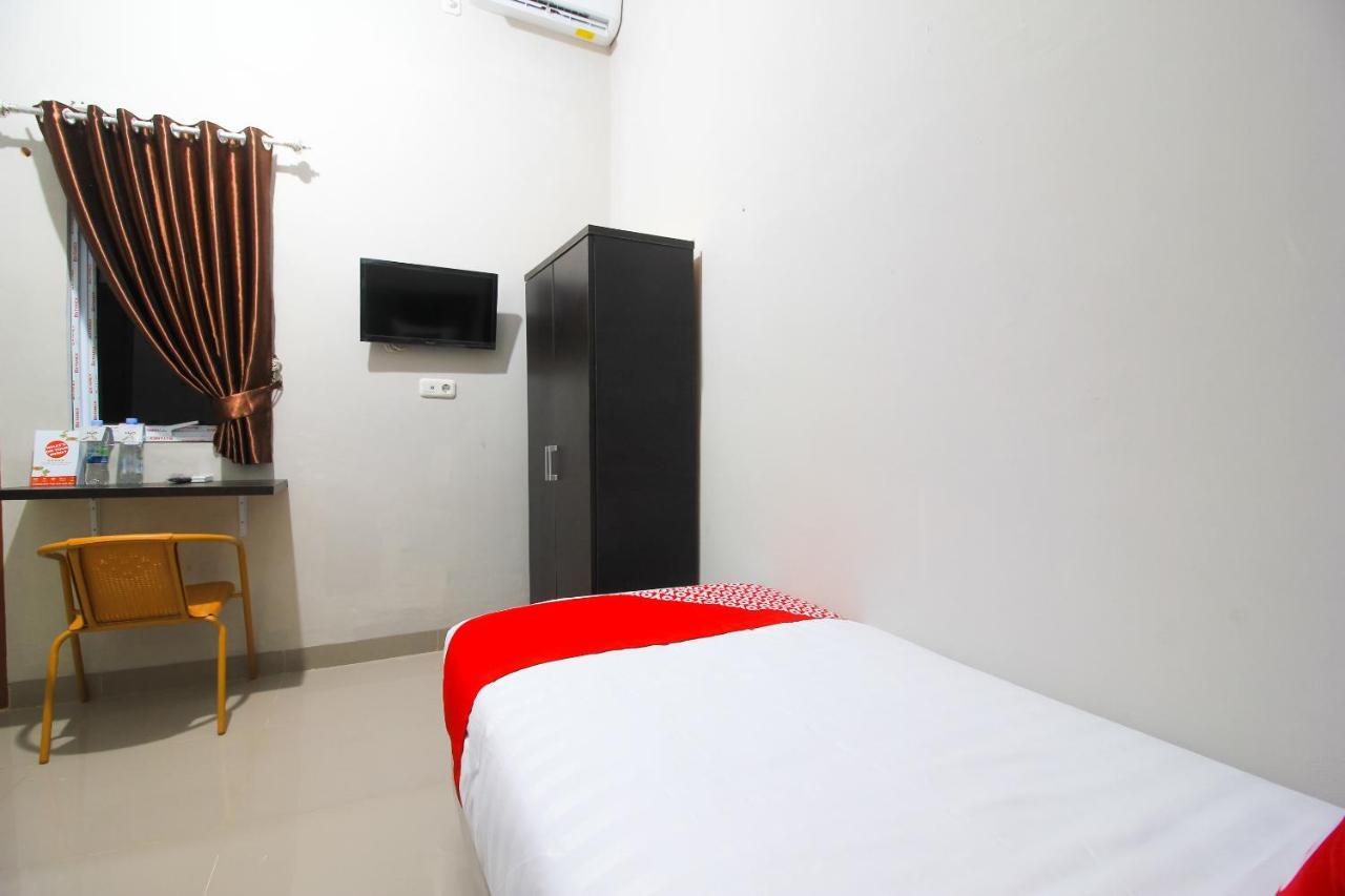 Oyo 1653 Fajar Residence Pekanbaru Dış mekan fotoğraf