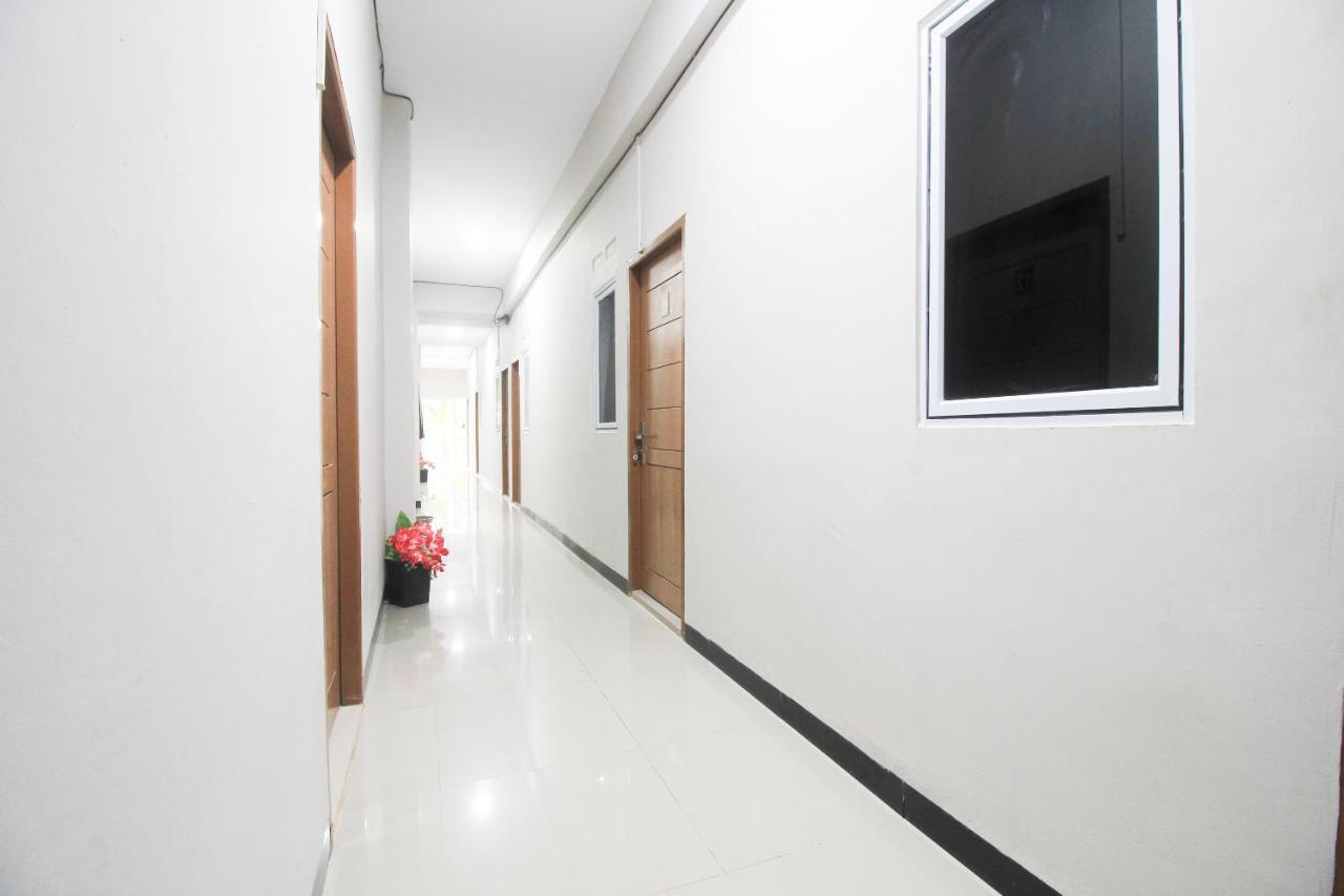 Oyo 1653 Fajar Residence Pekanbaru Dış mekan fotoğraf